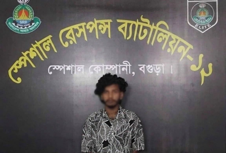 বগুড়ায় মোকছেদুল হত্যা মামলার অভিযুক্ত পলাতক আসামী রহিত গ্রেফতার 